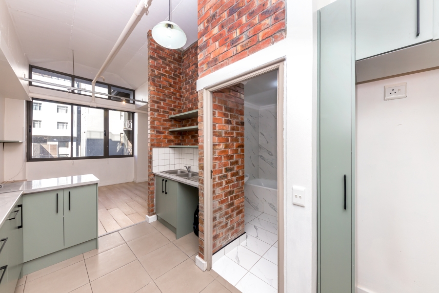 1 Bedroom Property for Sale in Salt River Western Cape